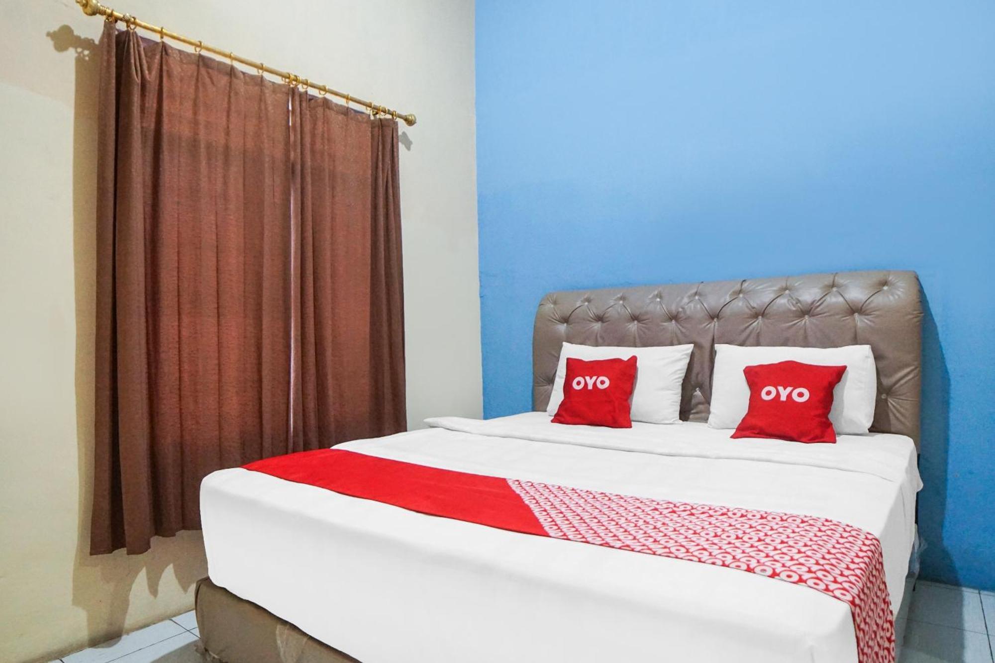 Oyo 92076 Sky Residence Cengkeh Medan Exterior photo